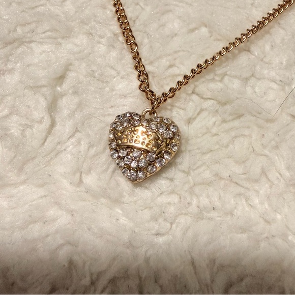 Juicy Couture Gold Heart Pendant Necklace - Picture 6 of 6